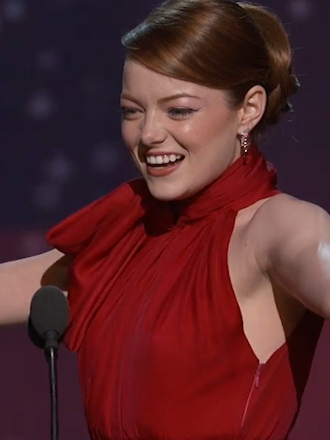 Preview of Emma Stone_Let's Dance.mp4